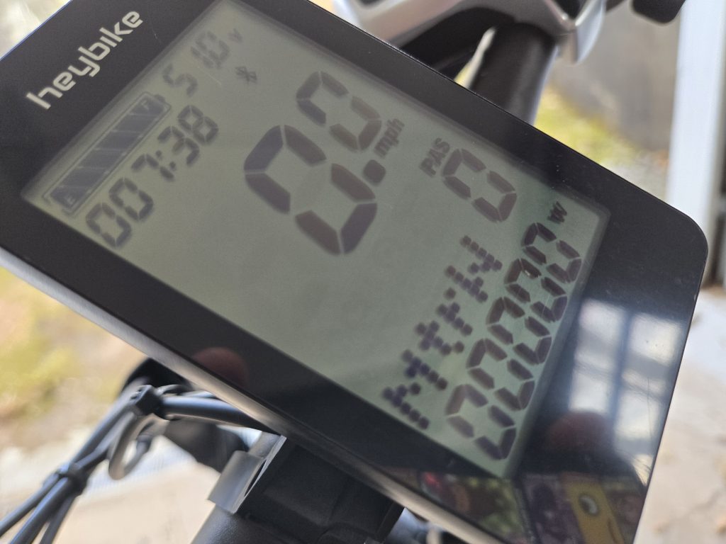 HeyBike Mars 2.0 information screen