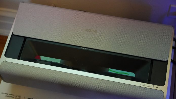 Xgimi Aura 2 UST projector
