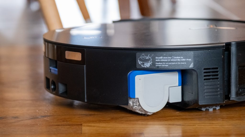 Roller mop pad on the Ecovacs X8 Pro Omni