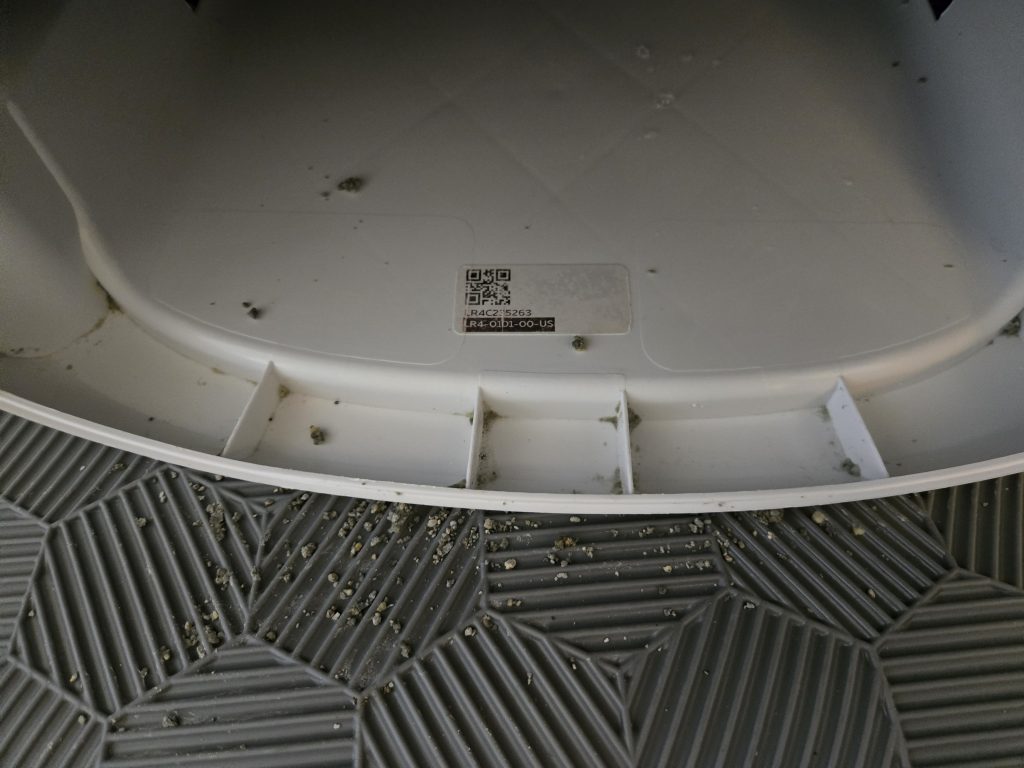 litter-robot 4 base interior