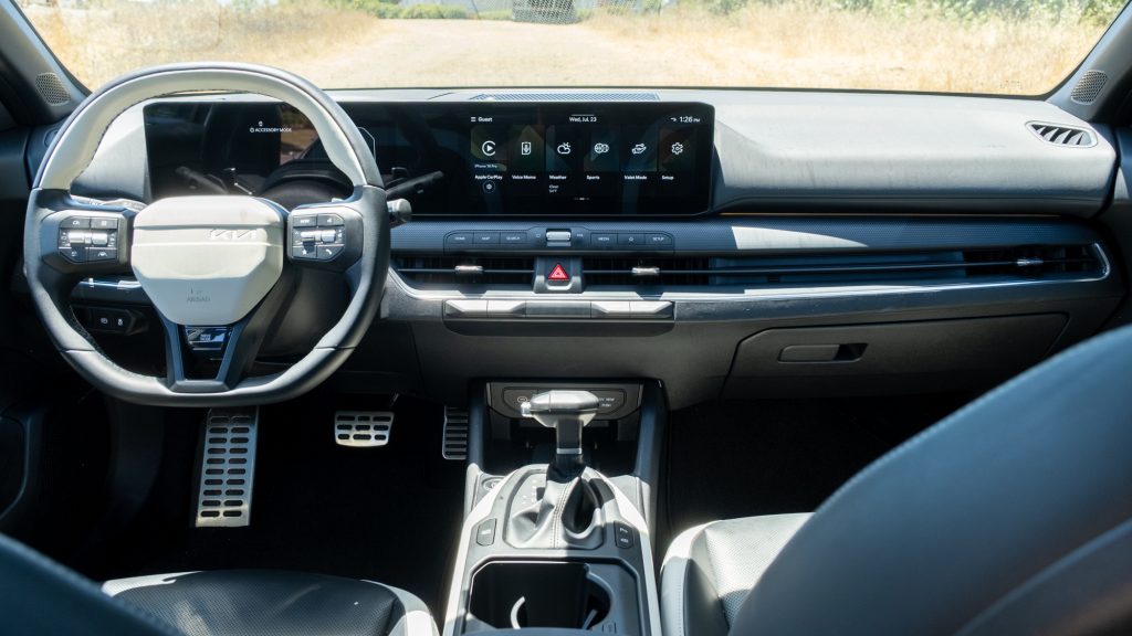 Dashboard of the 2025 Kia K4 GT-Line Turbo