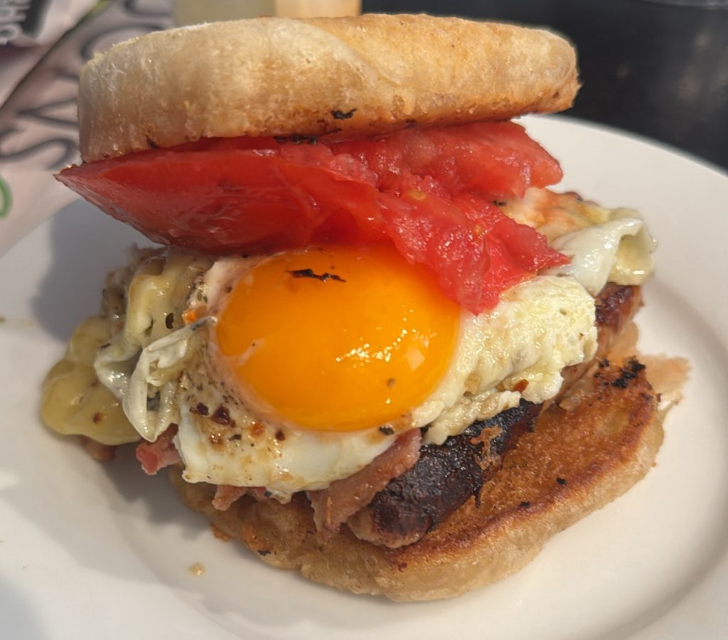 breakfast-sandwich-pan-de-cristal-bread-heirloom-tomato-eggs-sausage-bacon-made-by-smithey-double-burner-griddle-2
