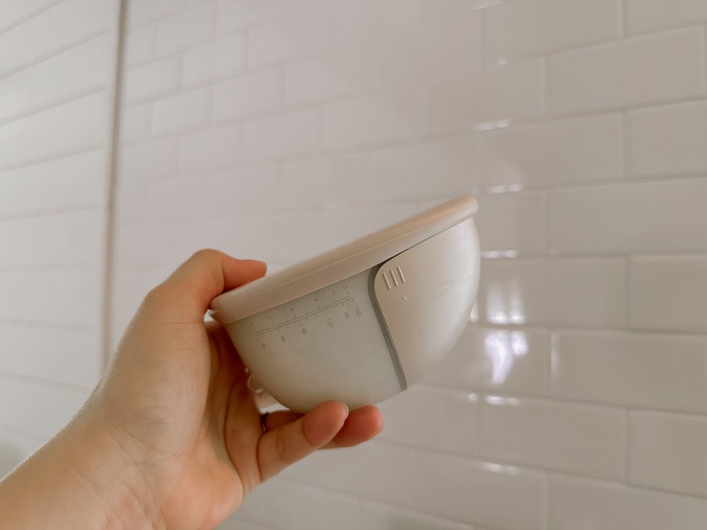 eufy pump with milk in it