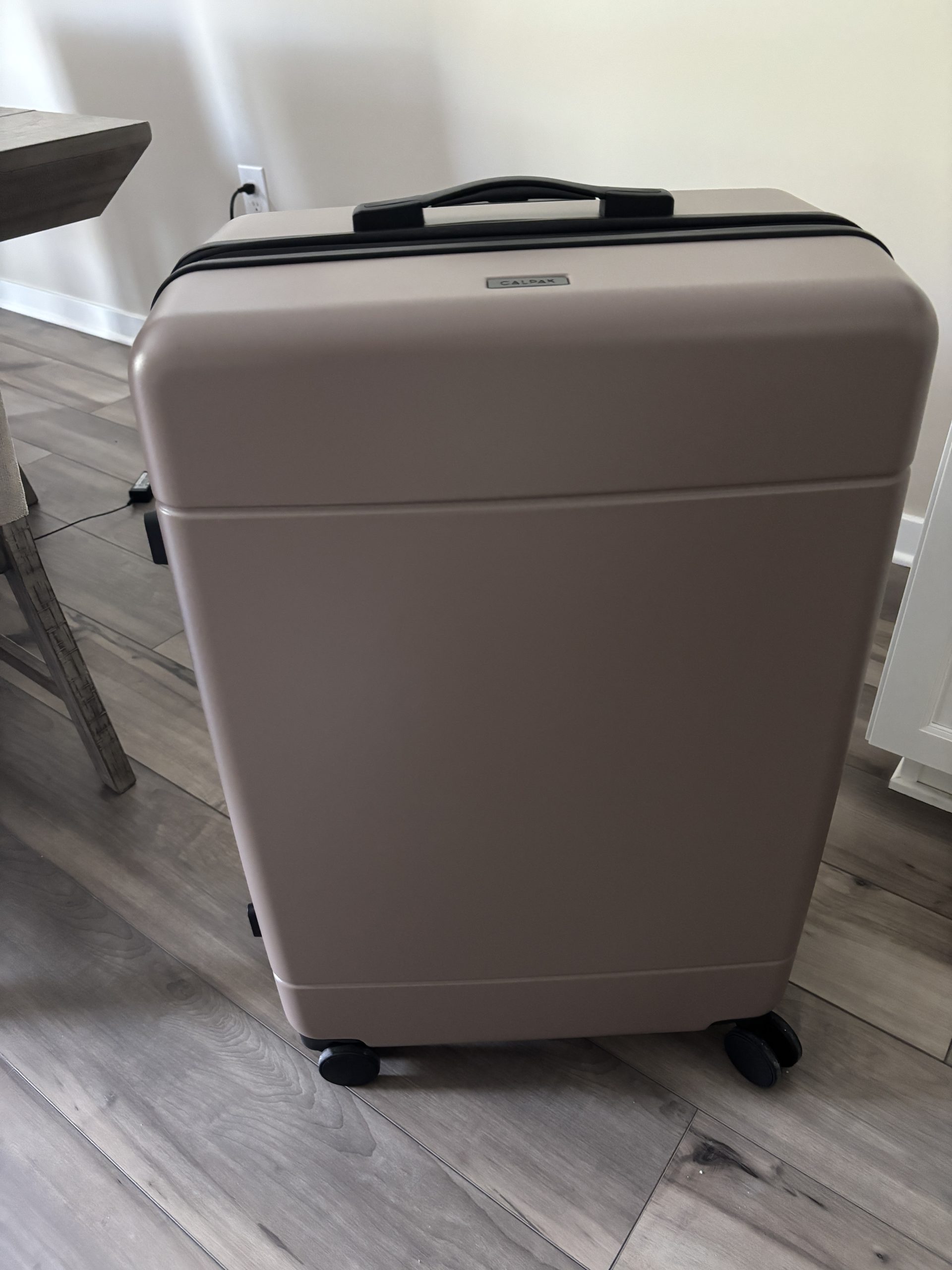 Calpak Hue Luggage, Large Checked
