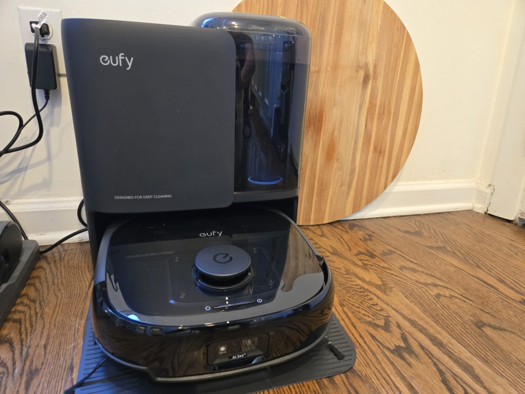 Eufy Omni E25 docked in base station