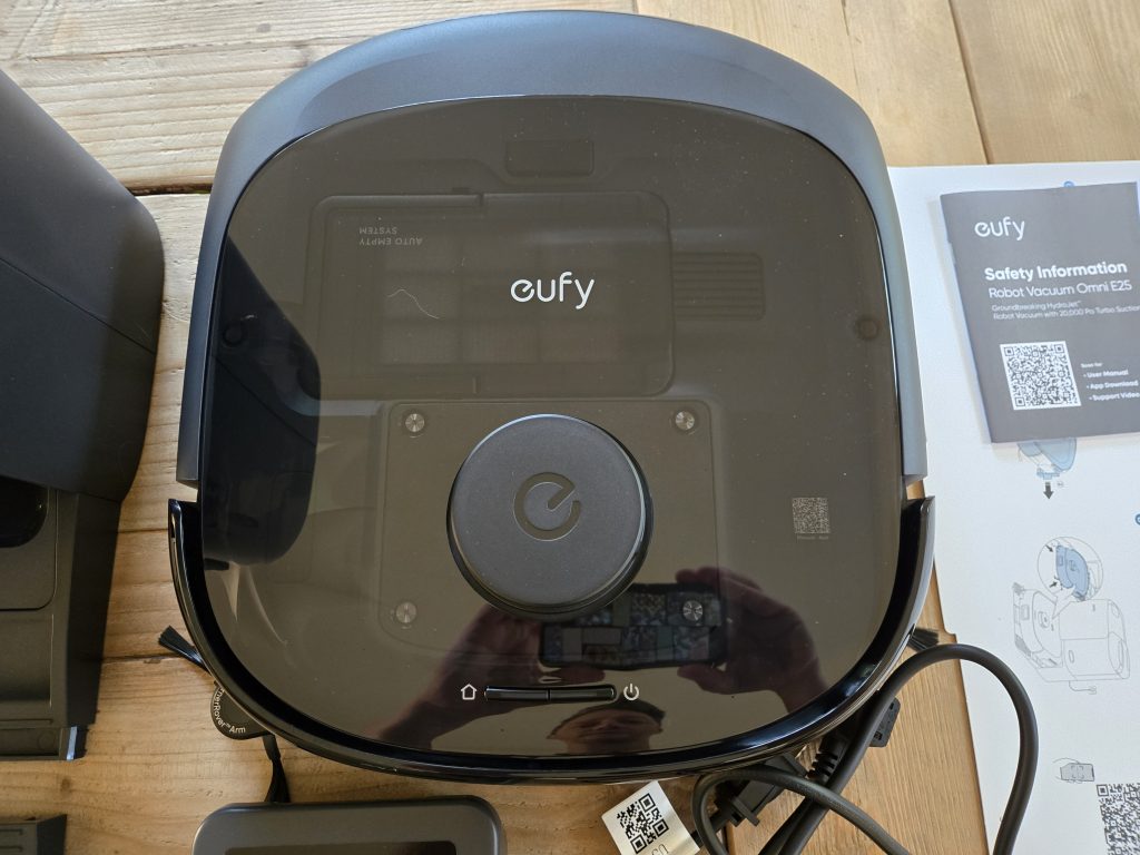 Eufy Omni E25 robot vacuum
