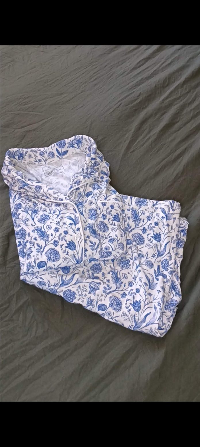 Motette bamboo pajamas, top and bottom folded