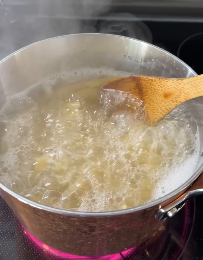 Viking 3-qt saucepan cooking pasta