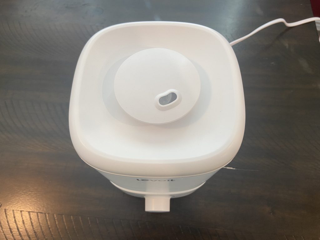 Lid of the Levoit Classic humidifier