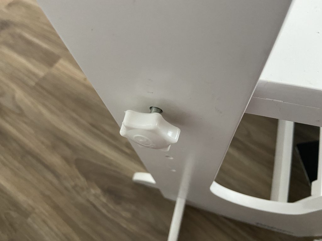 bolt "handle" for platform screws