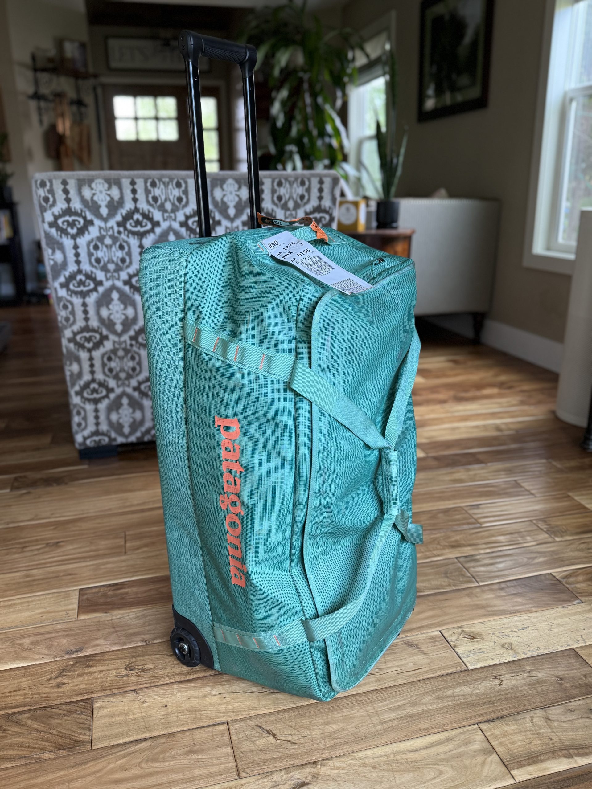 Patagonia Black Hole Wheeled Duffel 100L