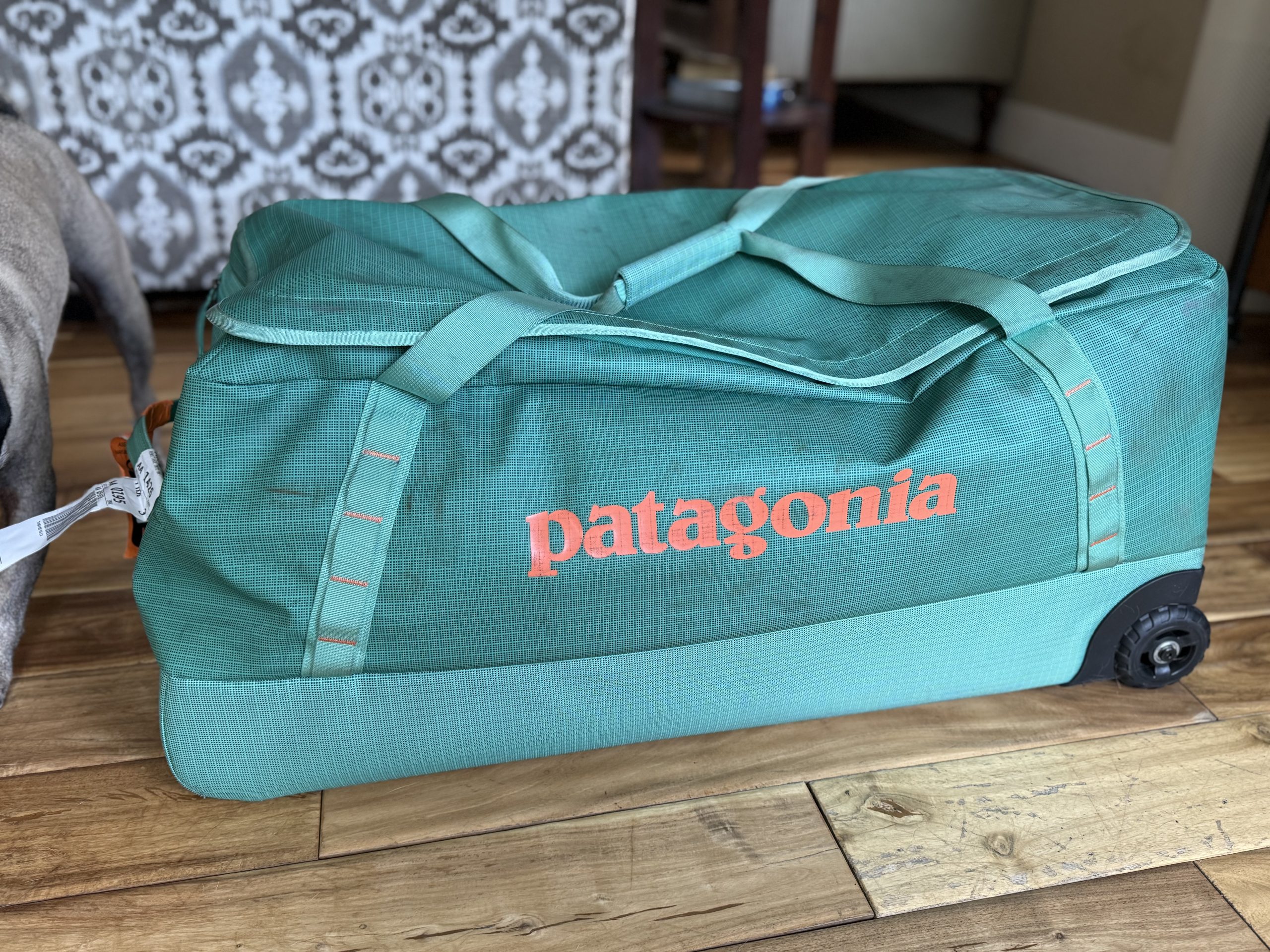 Patagonia Black Hole Wheeled Duffel 100L