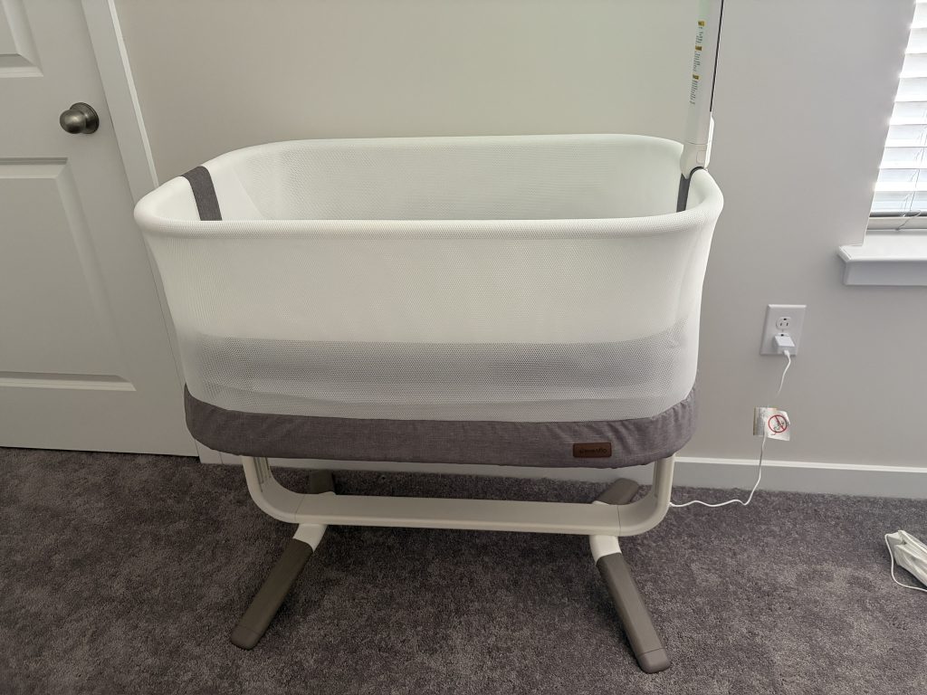 evenflo cora bassinet