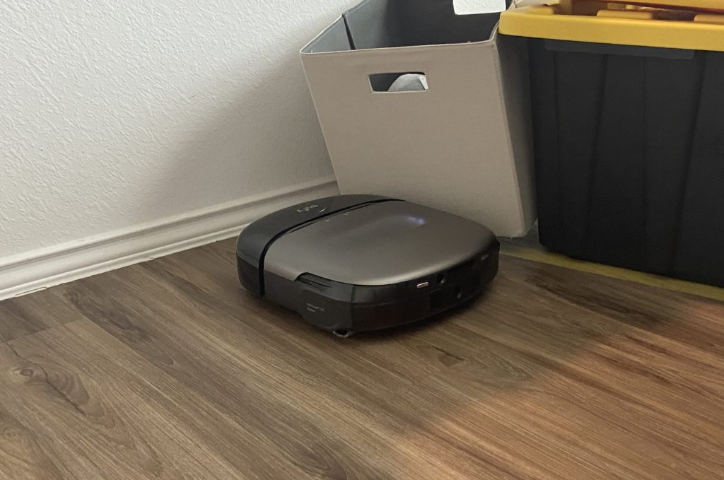 The Omni S2 robot vacuum mapping the room